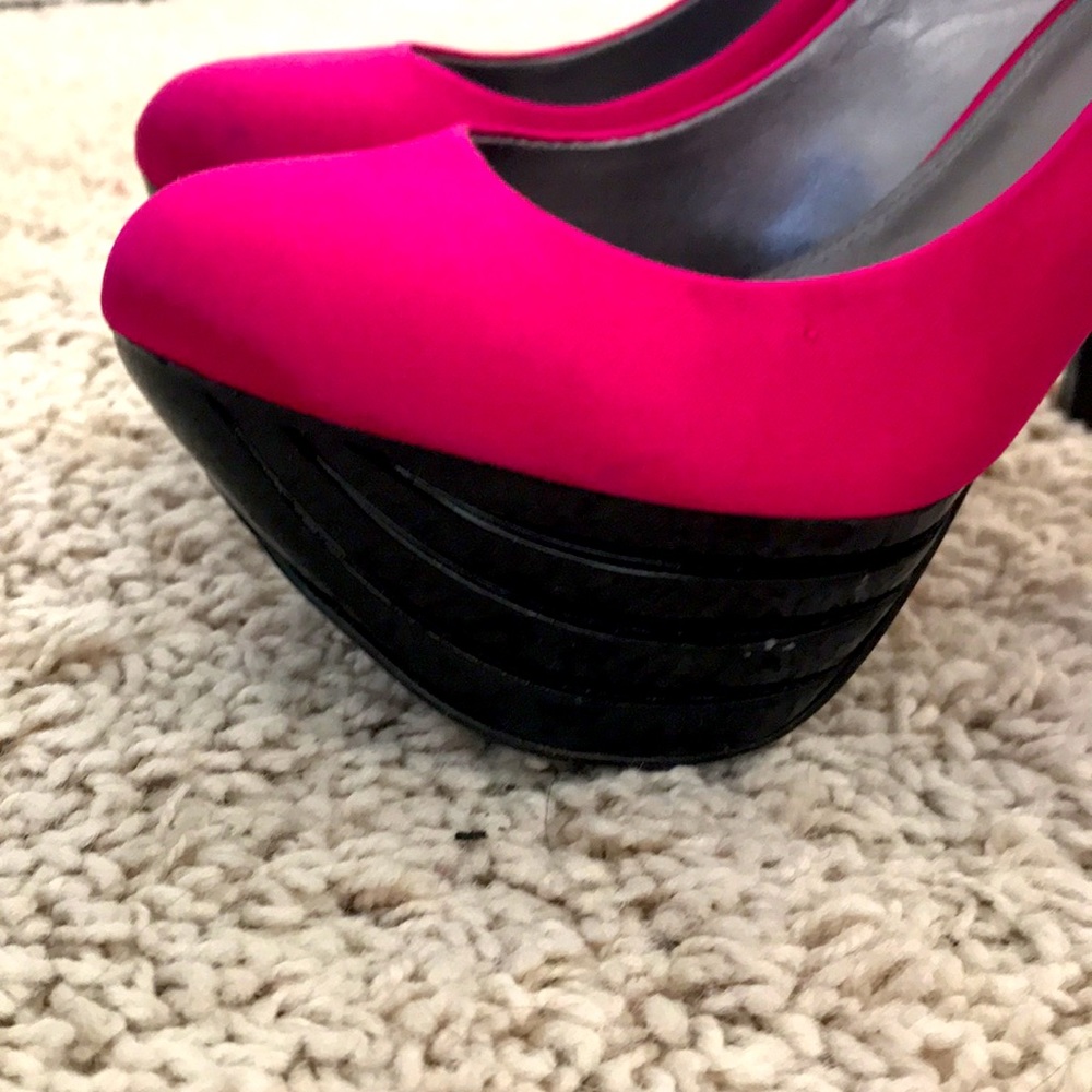 Fuchsia Round Toe Platform Pumps - image 7